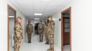 Vilayət Eyvazov Şuşada polis əməkdaşları və hərbçilərin xidmət şəraiti ilə tanış olub - FOTO 
