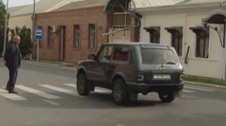 Polis Gəncədə qayda pozan sürücülərə qarşı  hərəkətə keçdi 