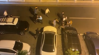 Məşhur "Berlin pub"da yenə dava düşdü  - VİDEO