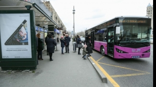 İctimai nəqliyyatda koronavirusa yoluxma ehtimalı daha yüksəkdir