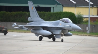 HHQ-nə 30 ədəd F-16 qırıcısı veriləcək 