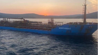 109 metrlik gəmi Çanaqqala boğazında sıradan çıxdı 