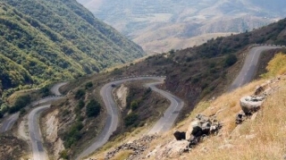 Xankəndi yolunda gömrük-sərhəd postlarının yaradılması təklif olunur 