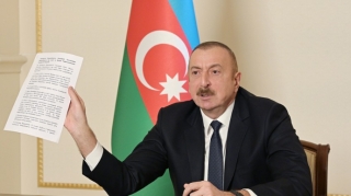 Dövlət başçısı: "Bəyanata müdaxilə etmək cəhdləri var" 