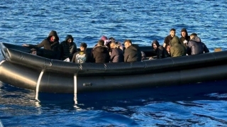 Miqrantları daşıyan qayıq aşıb: ölən və yaralananlar var 