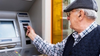 Yaşa görə pensiya artırılır - Nazir məbləği açıqladı 