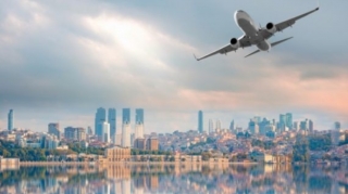 İstanbuldan gələn təyyarə Soçidə qəza enişi etdi 