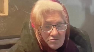 Yaşlı qadın itkin düşdü - FOTO