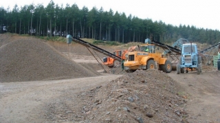 В Кельбаджаре и Лачыне проведена геологическая оценка рудных и нерудных месторождений