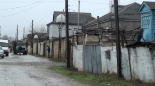 Həmkəndlisini öldürüb basdırdığı yerdə it damı tikib - 2 il sonra üstü açılan cinayət - VİDEO