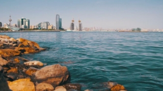 Sahildə ev tikənlərə MƏSLƏHƏT - Su altında qala bilər - VİDEO