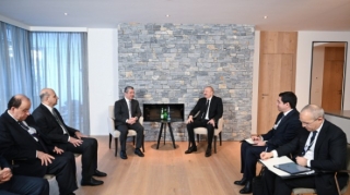 İlham Əliyev Bərzani ilə görüşdü - FOTO 