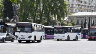 Avtobusda sərnişinin çantasından 3200 manat oğurlanıb 
