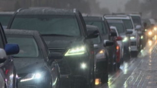 Yağış Bakı küçələrində tıxaca səbəb oldu - VİDEO 