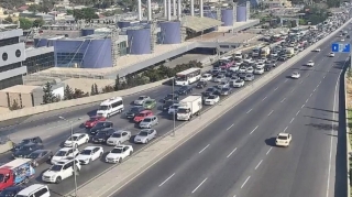 На каких улицах Баку 27 мая наблюдаются транспортные заторы? - ФОТО