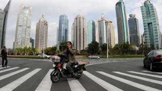 Tayfunla əlaqədar Çində nəqliyyatın hərəkəti məhdudlaşdırılıb