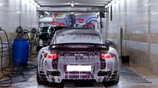 İsrafçılıq edənlər:  “Moyka”larda niyə içməli sudan istifadə edilir? - VİDEO 