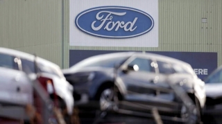 "Ford" bir milyondan çox avtomobilini geri çağırır 