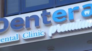 "Dentera Dental"da dişlərini müalicə etmək istədi - Həm pulundan, həm də sağlamlığından oldu - VİDEO