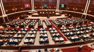 Milli Məclisin plenar iclası başladı 