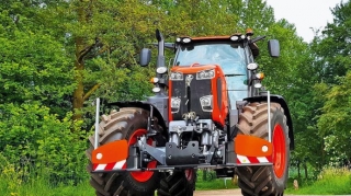 Azərbaycan Niderlanddan 6 mln. dollar dəyərində 265 traktor idxal edib