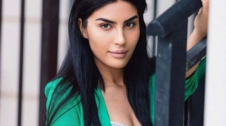 TikTok-da himnimizə qarşı tərbiyəsizlik edən qadın polisə çağırıldı - Videoları sildi 