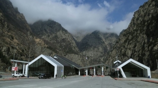 Yolu gedən aparar: Ermənistan dünyaya yeni yolların xəyalını qurur 