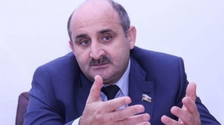 "Azərbaycan nəhəng neft-qaz ehtiyatlarına malik ölkədir" - Çingiz Qənizadə 