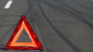 Gəncədə iki avtomobil toqquşub - 2 nəfər xəsarət alıb 