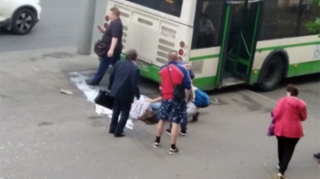 “Qazel” avtobusla toqquşdu;  1 ölü, 7 yaralı - VİDEO 