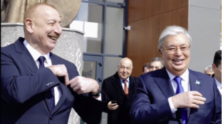 Prezidentlərin səfərinin pozitiv anları - Video 