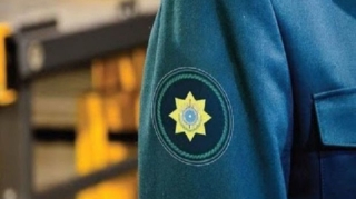 Gömrük orqanlarında çalışanların geyim normaları dəyişdi - CƏDVƏL 