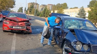 Toya gedənlər qəzaya düşdülər - Çox sayda yaralı var - FOTO 