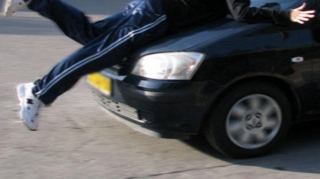 Dünən yol qəzalarında 2 piyada ölüb