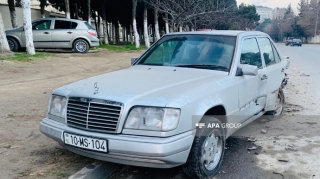 “Toyota” “Mercedes” və “Chevrolet”ə çırpıldı, sürücü...   - FOTO
