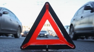 Bakıda iki yük avtomobili və avtobus toqquşdu - VİDEO 