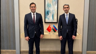 ADY sədri Türkiyə və Gürcüstanın dəmir yolu rəhbərləri ilə ikitərəfli görüşlər keçirib  - FOTO