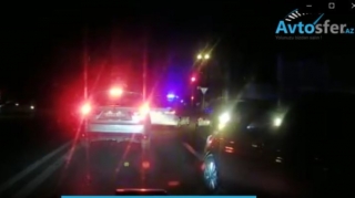Bakıda sürücü başqa maşını vurub yol polisindən belə qaçdı   - VİDEO