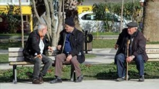 65 yaşına çatmış şəxslərin NƏZƏRİNƏ  - VİDEO