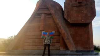 Araz İmanov Xankəndidən FOTOSUNU  paylaşdı