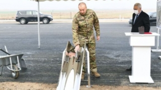 Prezident Horadiz-Zəngilan-Ağbənd dəmir yolunun strateji əhəmiyyətini açıqladı