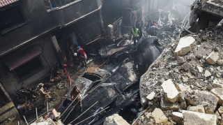 Pakistanda təyyarə qəzasına pilotların koronavirus barədə söhbəti səbəb olub