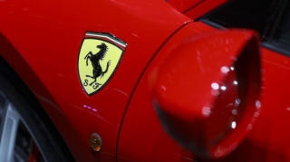 “Ferrari” Rusiya üçün avtomobil istehsalını dayandırır 