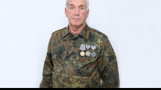 Bakıda müəllim dənizdə batan ana və qızını xilas etdi