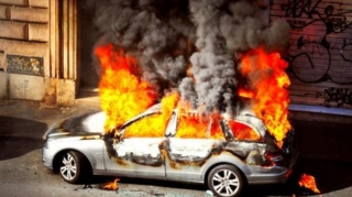 Sumqayıt və Goranboyda avtomobillər yanıb 