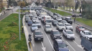 На каких улицах Баку 14 декабря наблюдаются транспортные заторы? 