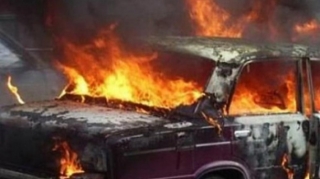 Kürdəmir rayonunda "VAZ" yanıb