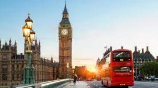 İngiltərədə fövqəladə vəziyyət elan olundu 