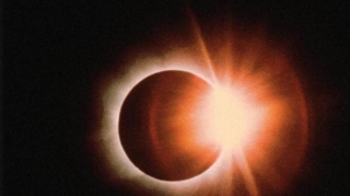 Günəşdə güclü partlayış baş verib 