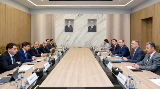 RİNN-də İşçi qrupunun növbəti iclası keçirilib - FOTOLAR 